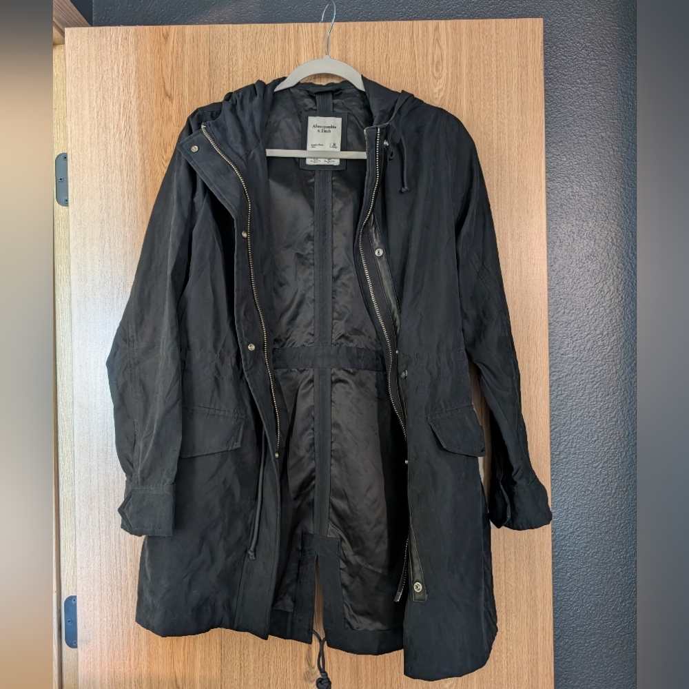 Abercrombie Black Hooded Coat Size Medium